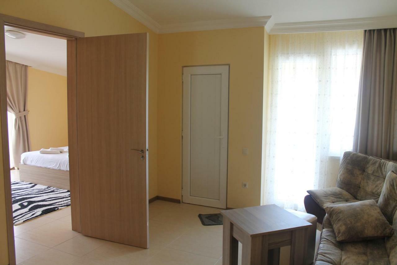 Okro Life Kobuleti Bagian luar foto